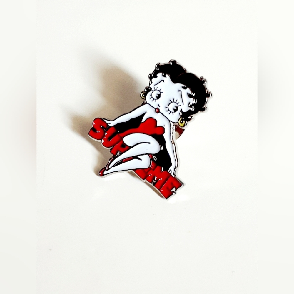 SUPREME PIN
